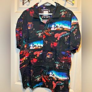 STREETWEAR BUTTON UP